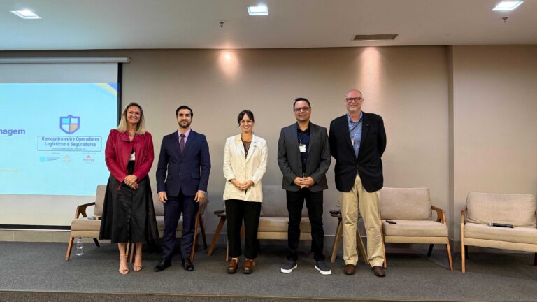 07 11 25 GT Solucoes Logisticas participa do II Encontro entre Operadores Logisticos e Seguradoras